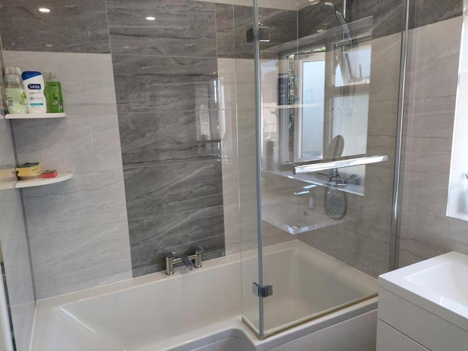Home accommodation Southampton Esterno foto