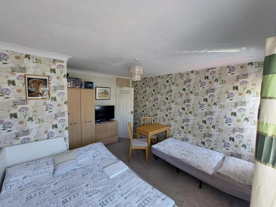 Home accommodation Southampton Esterno foto