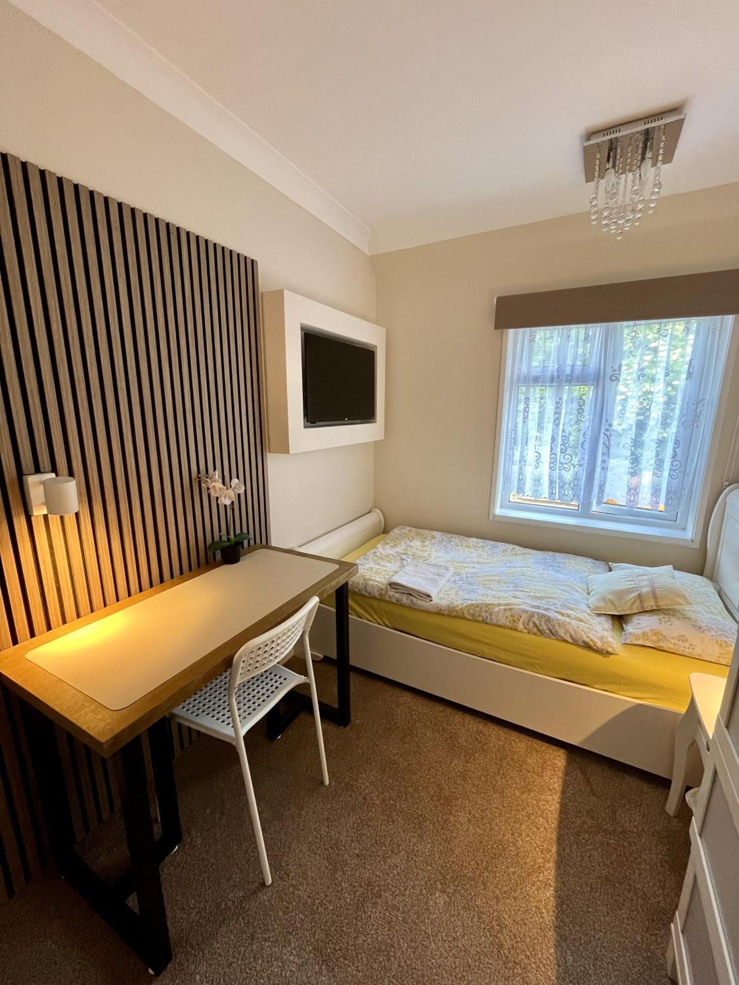 Home accommodation Southampton Esterno foto