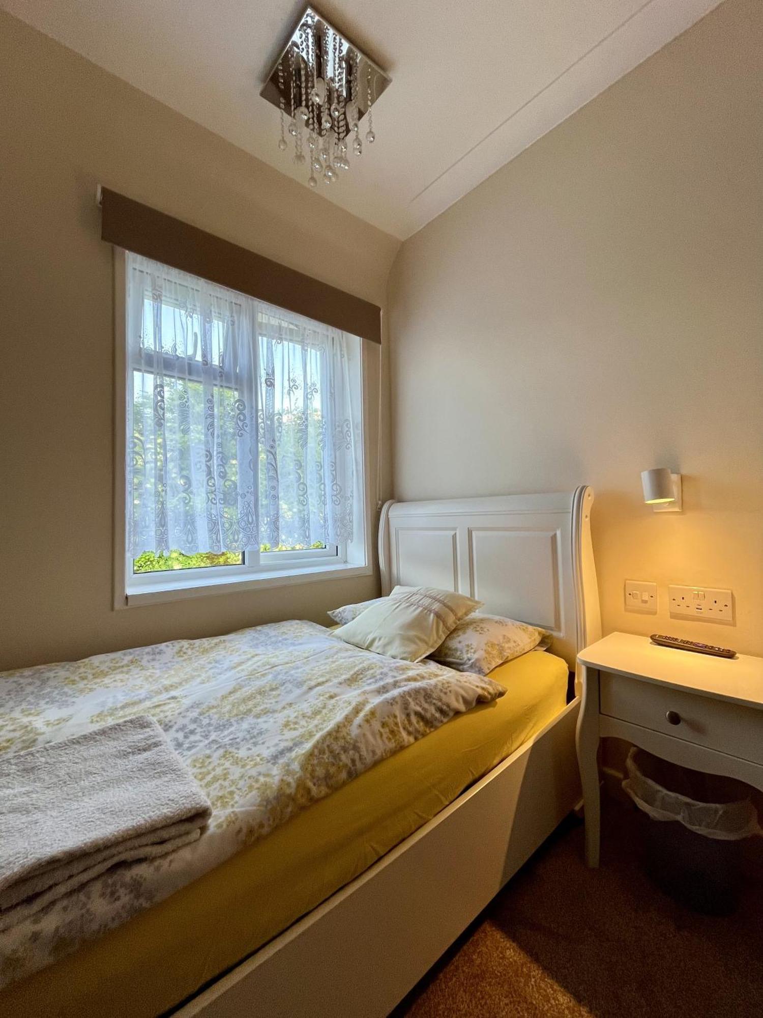 Home accommodation Southampton Esterno foto